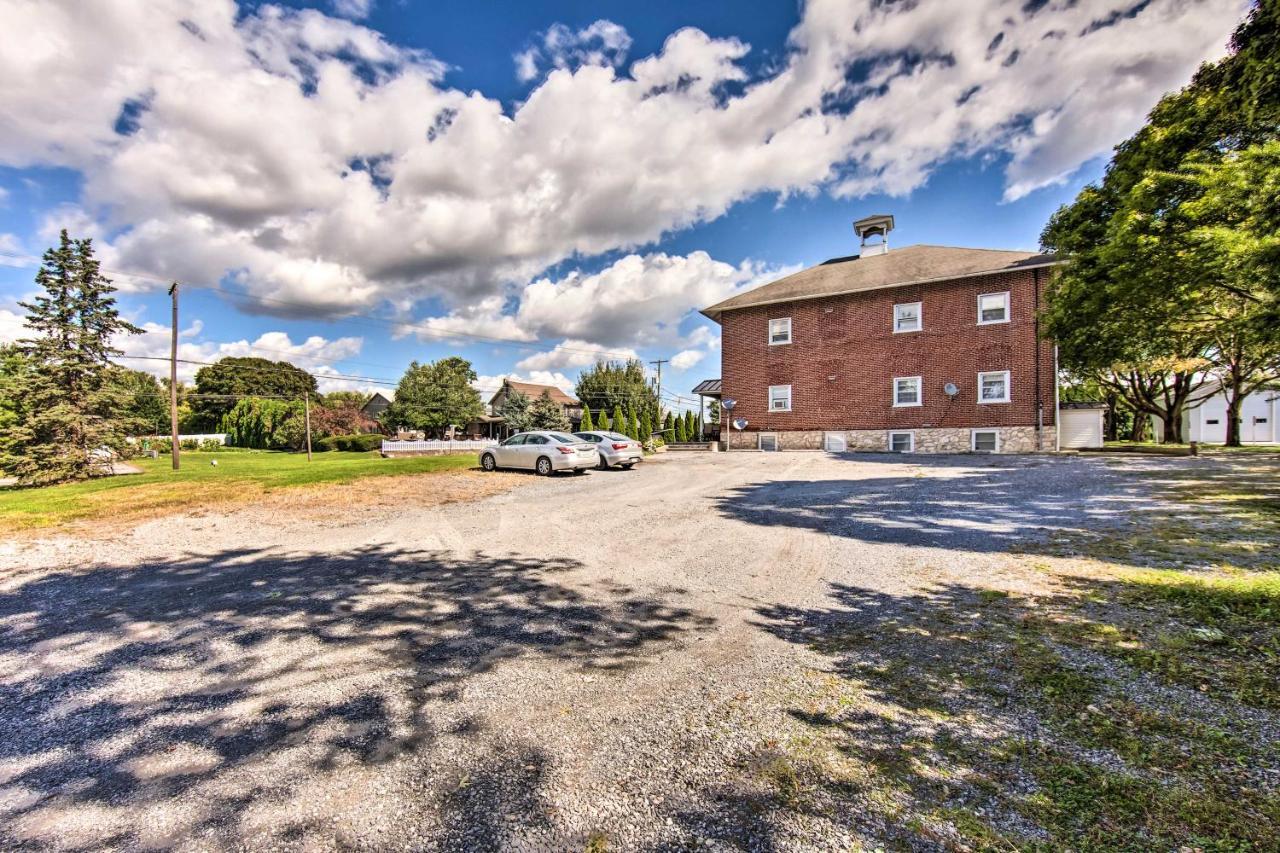 Dutch Country Schoolhouse Haven With Grill! Apartment Gap Екстериор снимка